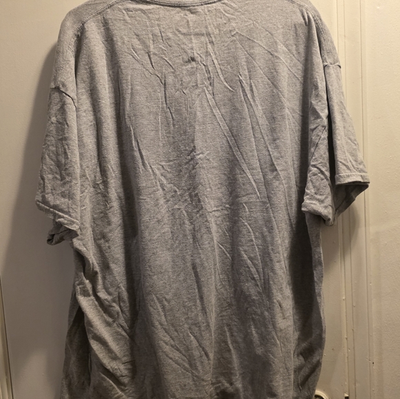 Batman Heroic Gray Short Sleeve Tee - Picture 3 of 3